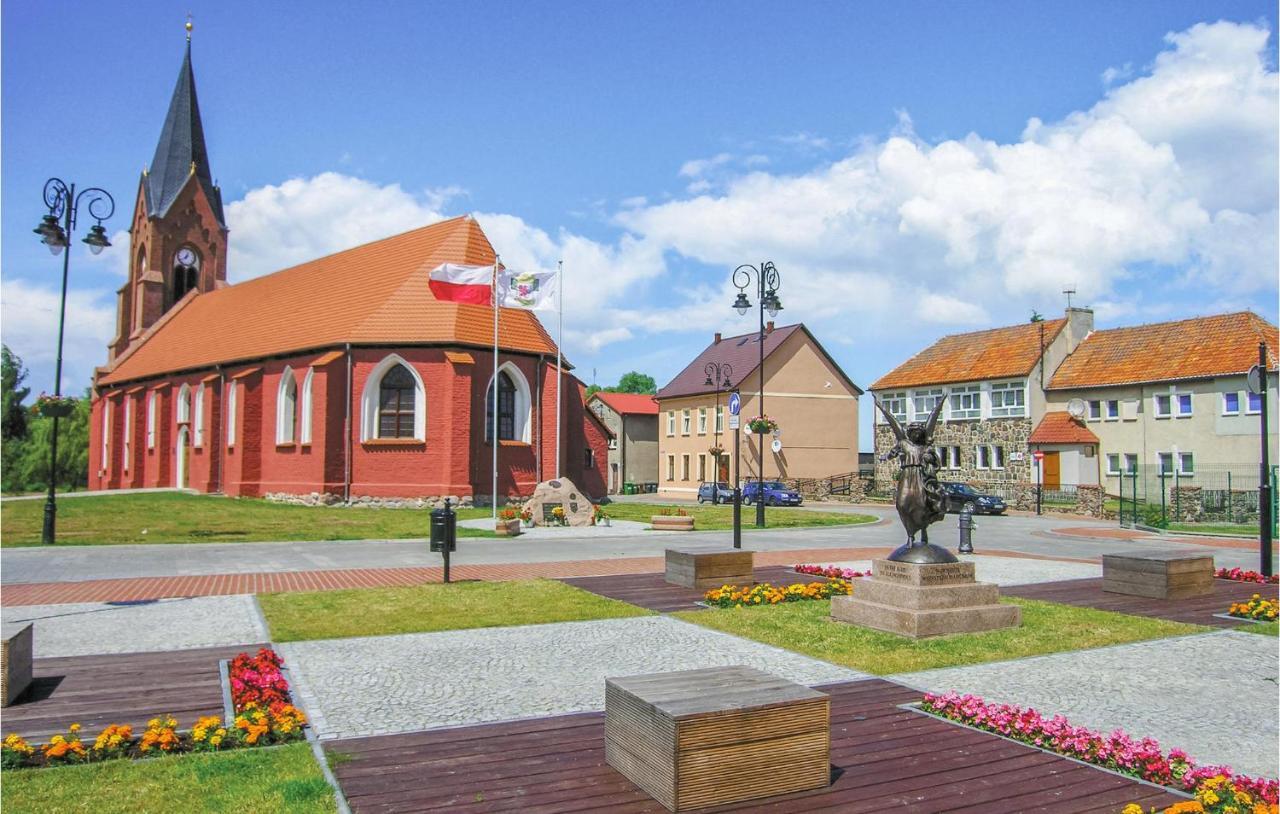 Cozy Apartment In Nowe Warpno With Wifi Екстериор снимка