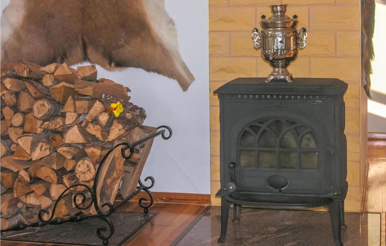 Cozy Apartment In Nowe Warpno With Wifi Екстериор снимка